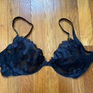 Victoria’s Secret Unlined Plunge Bra 38DD Black lace